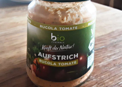 Brotaufstrich Rucola Tomate